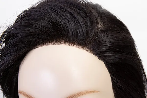 wig+は生え際の自然さにこだわって製作した